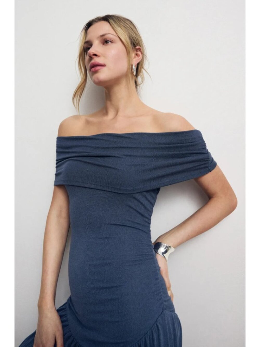 Lioness Navy Blue Off-Shoulder Pleated Maxi Dress - Picture 9 of 15